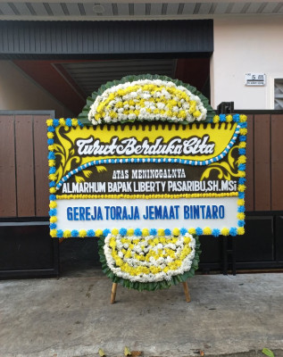 Papan Bunga Duka di Sidamanik